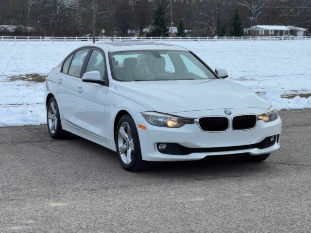 Белый БМВ 3 Серия, объемом двигателя 2 л и пробегом 75 тыс. км за 3300 $, фото 1 на Automoto.ua