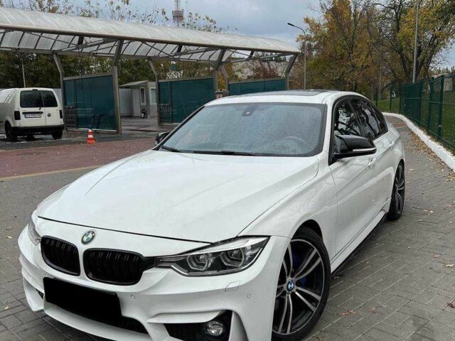Белый БМВ 3 Серия, объемом двигателя 2 л и пробегом 171 тыс. км за 12900 $, фото 1 на Automoto.ua
