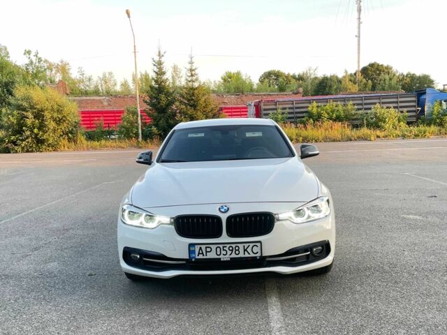 Білий БМВ 3 Серія, об'ємом двигуна 2 л та пробігом 101 тис. км за 15042 $, фото 1 на Automoto.ua