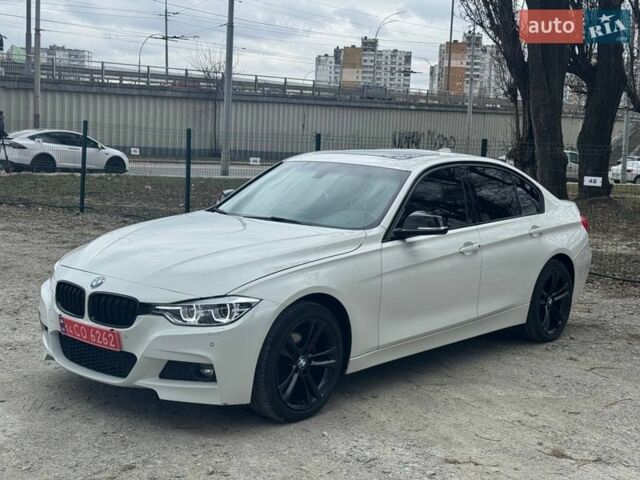 Белый БМВ 3 Серия, объемом двигателя 2 л и пробегом 130 тыс. км за 18000 $, фото 1 на Automoto.ua