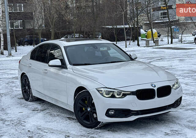 Білий БМВ 3 Серія, об'ємом двигуна 2 л та пробігом 125 тис. км за 18600 $, фото 1 на Automoto.ua