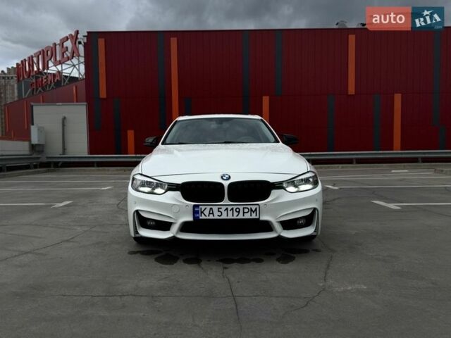 Білий БМВ 3 Серія, об'ємом двигуна 2 л та пробігом 136 тис. км за 15500 $, фото 1 на Automoto.ua