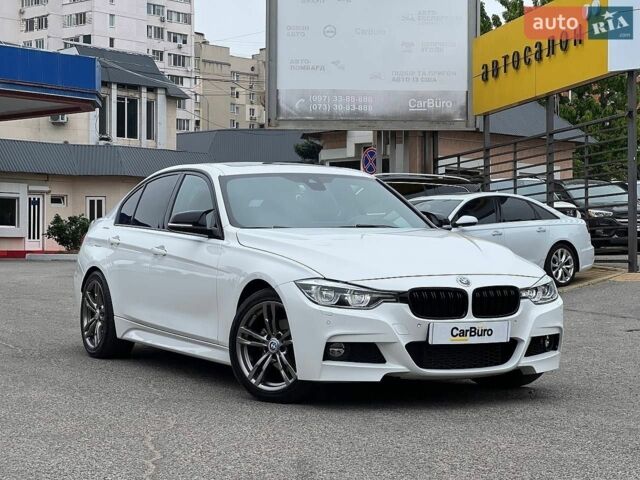 Белый БМВ 3 Серия, объемом двигателя 2 л и пробегом 117 тыс. км за 21300 $, фото 1 на Automoto.ua