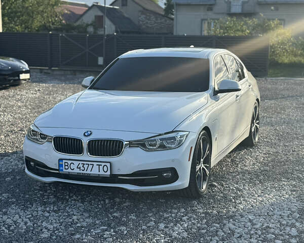 Білий БМВ 3 Серія, об'ємом двигуна 2 л та пробігом 165 тис. км за 17400 $, фото 1 на Automoto.ua