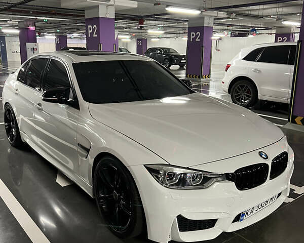 Білий БМВ 3 Серія, об'ємом двигуна 2 л та пробігом 215 тис. км за 16300 $, фото 1 на Automoto.ua