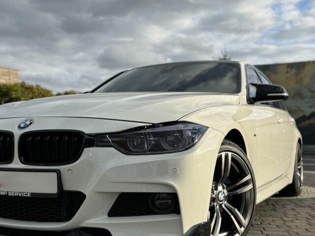 Белый БМВ 3 Серия, объемом двигателя 2 л и пробегом 117 тыс. км за 22499 $, фото 1 на Automoto.ua