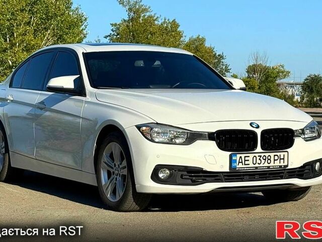 Белый БМВ 3 Серия, объемом двигателя 2 л и пробегом 130 тыс. км за 14999 $, фото 1 на Automoto.ua