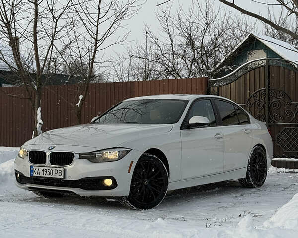 Белый БМВ 3 Серия, объемом двигателя 2 л и пробегом 190 тыс. км за 12900 $, фото 1 на Automoto.ua