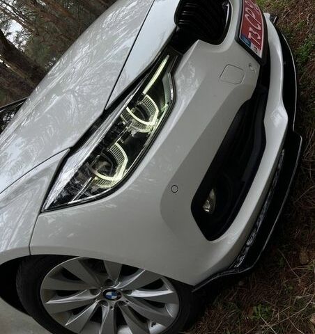 Белый БМВ 3 Серия, объемом двигателя 2 л и пробегом 85 тыс. км за 18750 $, фото 1 на Automoto.ua