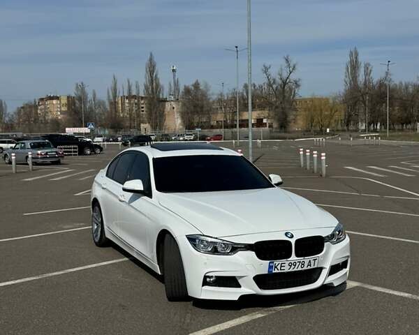 Білий БМВ 3 Серія, об'ємом двигуна 2 л та пробігом 139 тис. км за 15500 $, фото 1 на Automoto.ua