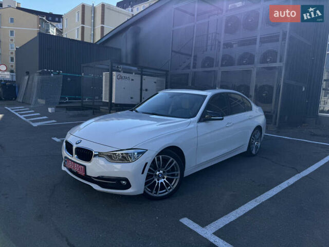 Білий БМВ 3 Серія, об'ємом двигуна 2 л та пробігом 136 тис. км за 18600 $, фото 1 на Automoto.ua