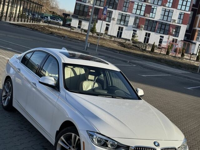 Білий БМВ 3 Серія, об'ємом двигуна 2 л та пробігом 87 тис. км за 21900 $, фото 1 на Automoto.ua