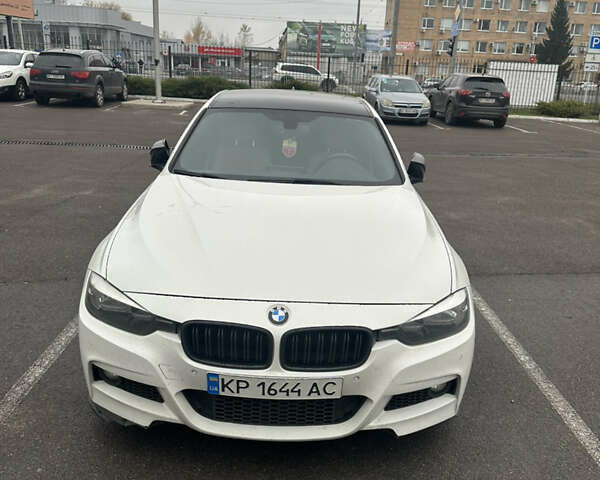 Білий БМВ 3 Серія, об'ємом двигуна 2 л та пробігом 160 тис. км за 18000 $, фото 1 на Automoto.ua