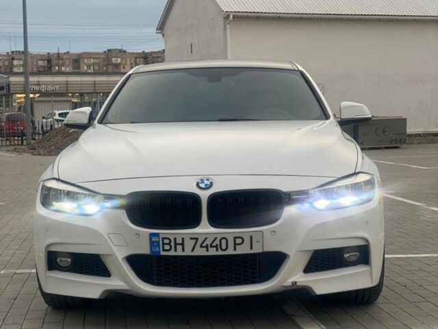 Білий БМВ 3 Серія, об'ємом двигуна 2 л та пробігом 158 тис. км за 18000 $, фото 1 на Automoto.ua