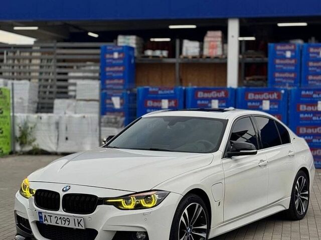 Білий БМВ 3 Серія, об'ємом двигуна 2 л та пробігом 170 тис. км за 18350 $, фото 1 на Automoto.ua
