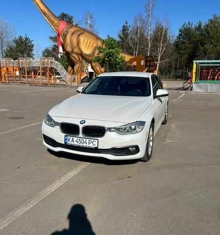 Белый БМВ 3 Серия, объемом двигателя 2 л и пробегом 172 тыс. км за 13800 $, фото 1 на Automoto.ua