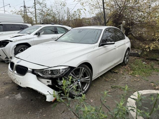 Белый БМВ 3 Серия, объемом двигателя 2 л и пробегом 70 тыс. км за 9700 $, фото 1 на Automoto.ua