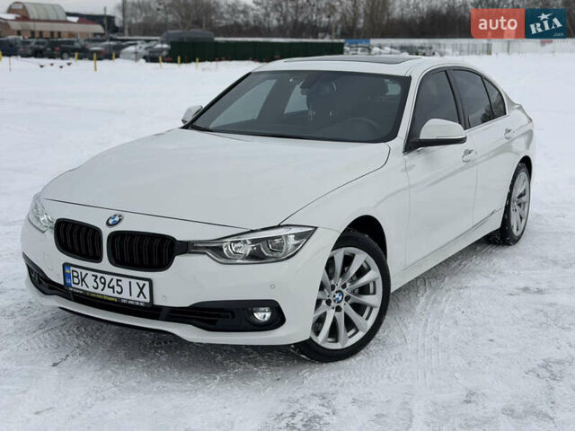 Білий БМВ 3 Серія, об'ємом двигуна 2 л та пробігом 123 тис. км за 17950 $, фото 1 на Automoto.ua