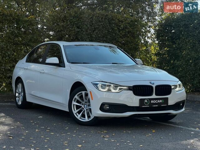 Белый БМВ 3 Серия, объемом двигателя 2 л и пробегом 180 тыс. км за 14999 $, фото 1 на Automoto.ua