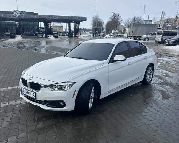 Белый БМВ 3 Серия, объемом двигателя 2 л и пробегом 193 тыс. км за 13900 $, фото 1 на Automoto.ua