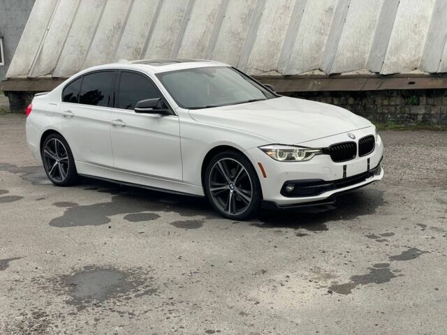 Белый БМВ 3 Серия, объемом двигателя 2 л и пробегом 165 тыс. км за 17500 $, фото 1 на Automoto.ua