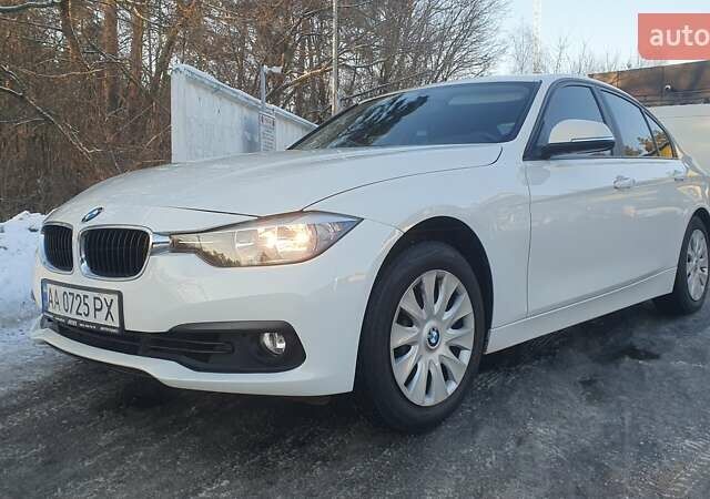 Білий БМВ 3 Серія, об'ємом двигуна 2 л та пробігом 119 тис. км за 14500 $, фото 1 на Automoto.ua