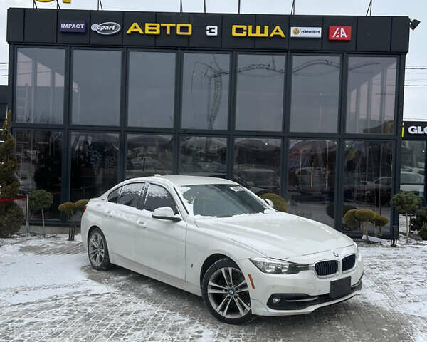 Белый БМВ 3 Серия, объемом двигателя 2 л и пробегом 126 тыс. км за 16900 $, фото 1 на Automoto.ua