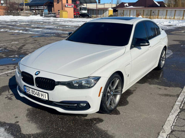 Белый БМВ 3 Серия, объемом двигателя 2 л и пробегом 235 тыс. км за 16800 $, фото 1 на Automoto.ua