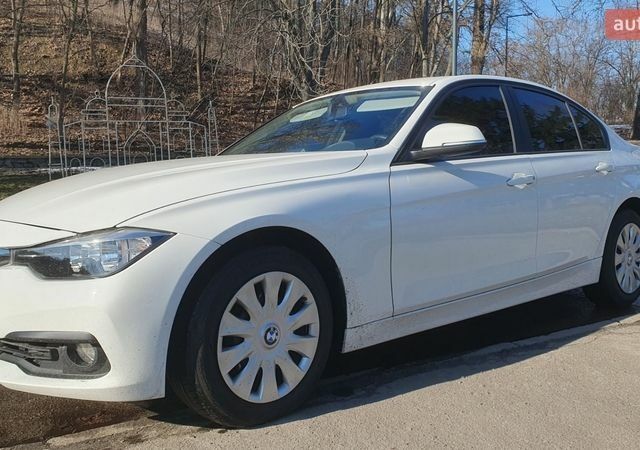 Белый БМВ 3 Серия, объемом двигателя 1.5 л и пробегом 119 тыс. км за 14500 $, фото 1 на Automoto.ua