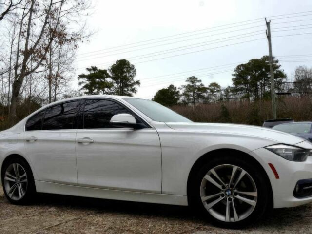 Білий БМВ 3 Серія, об'ємом двигуна 2 л та пробігом 57 тис. км за 11400 $, фото 1 на Automoto.ua