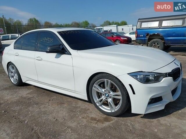 Белый БМВ 3 Серия, объемом двигателя 3 л и пробегом 122 тыс. км за 9800 $, фото 1 на Automoto.ua