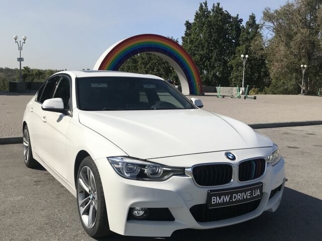 Белый БМВ 3 Серия, объемом двигателя 2 л и пробегом 131 тыс. км за 18800 $, фото 1 на Automoto.ua