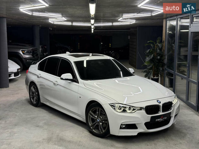 Белый БМВ 3 Серия, объемом двигателя 2 л и пробегом 83 тыс. км за 20900 $, фото 1 на Automoto.ua