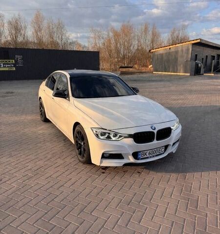 Белый БМВ 3 Серия, объемом двигателя 2 л и пробегом 102 тыс. км за 17000 $, фото 1 на Automoto.ua