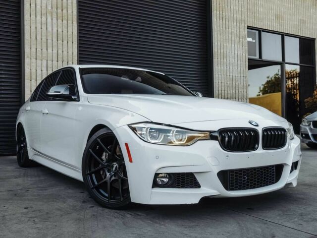 Белый БМВ 3 Серия, объемом двигателя 3 л и пробегом 40 тыс. км за 6700 $, фото 1 на Automoto.ua