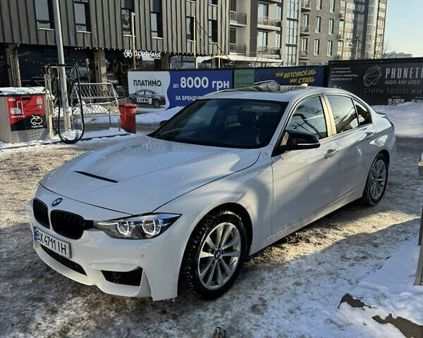 Белый БМВ 3 Серия, объемом двигателя 2 л и пробегом 74 тыс. км за 18700 $, фото 1 на Automoto.ua