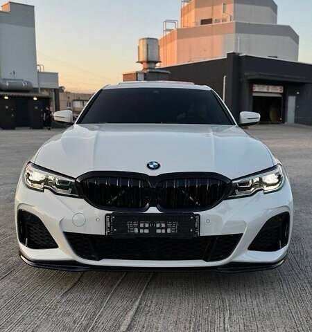 Білий БМВ 3 Серія, об'ємом двигуна 2 л та пробігом 94 тис. км за 20300 $, фото 1 на Automoto.ua