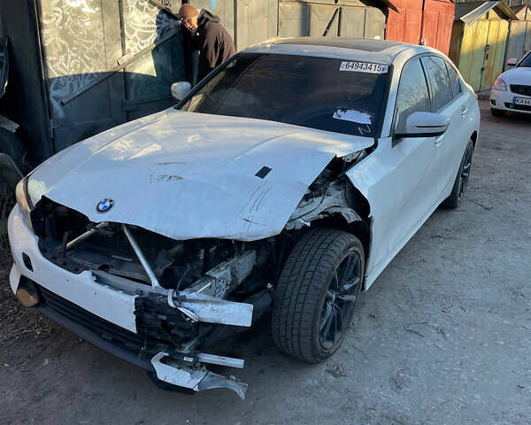 Білий БМВ 3 Серія, об'ємом двигуна 2 л та пробігом 120 тис. км за 19000 $, фото 1 на Automoto.ua