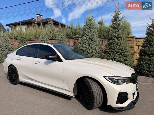 Белый БМВ 3 Серия, объемом двигателя 3 л и пробегом 77 тыс. км за 39900 $, фото 1 на Automoto.ua