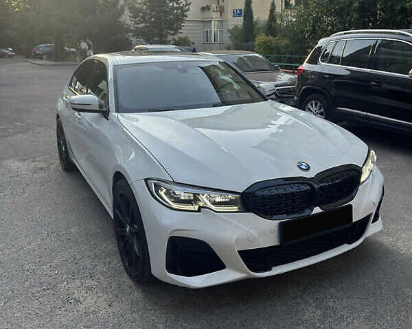 Белый БМВ 3 Серия, объемом двигателя 2 л и пробегом 98 тыс. км за 24800 $, фото 1 на Automoto.ua