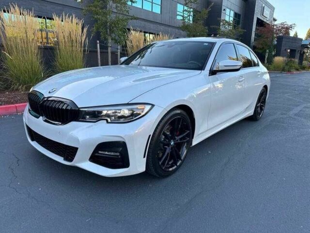 Білий БМВ 3 Серія, об'ємом двигуна 2 л та пробігом 42 тис. км за 8200 $, фото 1 на Automoto.ua