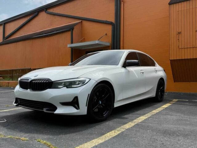 Білий БМВ 3 Серія, об'ємом двигуна 2 л та пробігом 46 тис. км за 8400 $, фото 1 на Automoto.ua