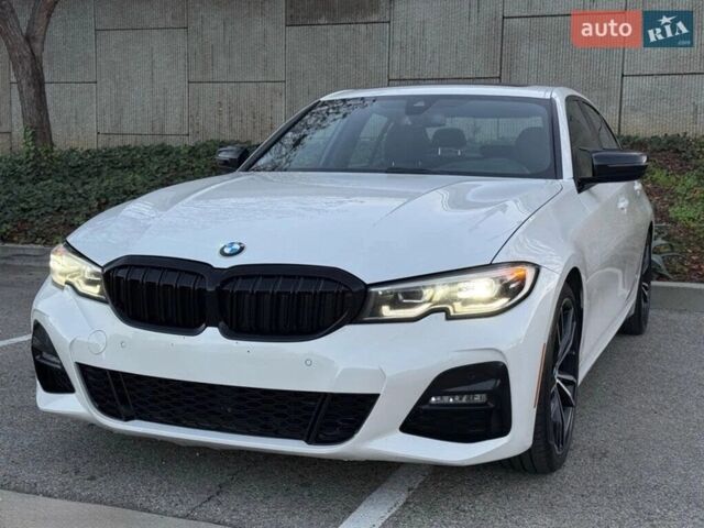 Белый БМВ 3 Серия, объемом двигателя 2 л и пробегом 95 тыс. км за 31500 $, фото 1 на Automoto.ua