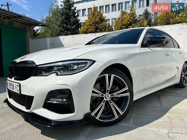 Белый БМВ 3 Серия, объемом двигателя 2 л и пробегом 63 тыс. км за 32000 $, фото 1 на Automoto.ua