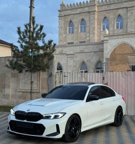 Белый БМВ 3 Серия, объемом двигателя 2 л и пробегом 99 тыс. км за 32000 $, фото 1 на Automoto.ua