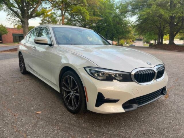 Белый БМВ 3 Серия, объемом двигателя 2 л и пробегом 49 тыс. км за 17000 $, фото 1 на Automoto.ua