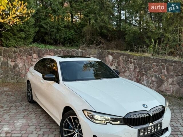 Білий БМВ 3 Серія, об'ємом двигуна 2 л та пробігом 64 тис. км за 28500 $, фото 1 на Automoto.ua