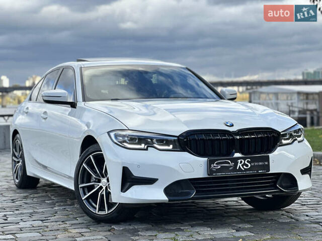 Белый БМВ 3 Серия, объемом двигателя 2 л и пробегом 116 тыс. км за 27500 $, фото 1 на Automoto.ua
