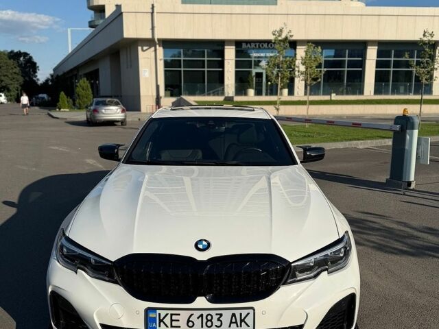 Белый БМВ 3 Серия, объемом двигателя 2 л и пробегом 51 тыс. км за 31500 $, фото 1 на Automoto.ua