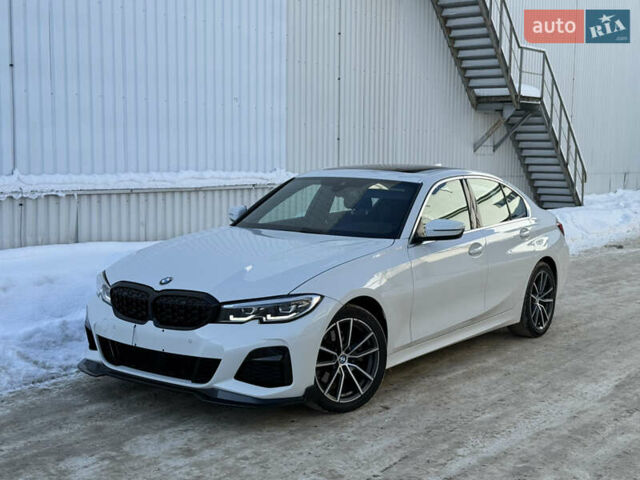 Белый БМВ 3 Серия, объемом двигателя 2 л и пробегом 130 тыс. км за 26700 $, фото 1 на Automoto.ua